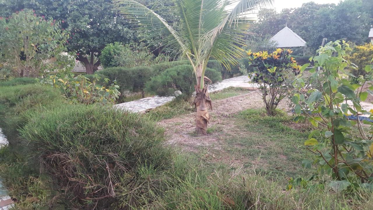 Yuna Village Garden Resort Tubaya Ngoại thất bức ảnh